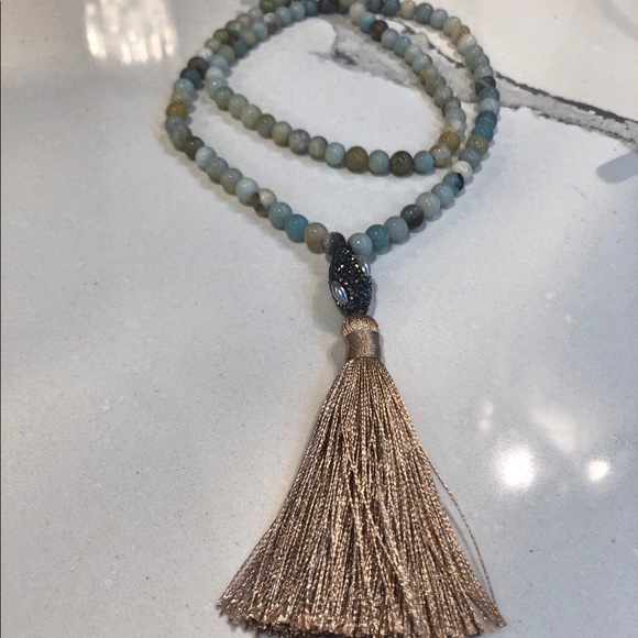 Stunning Amazonite & silk crystal tassel necklace - Picture 3 of 3